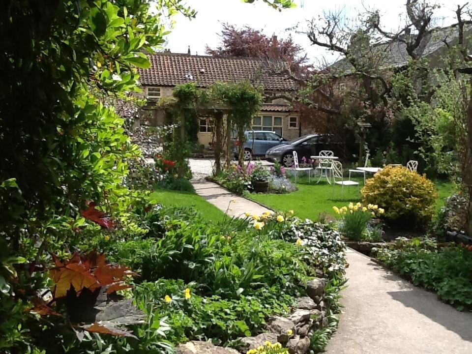Bramwood Cottages Pickering Bagian luar foto